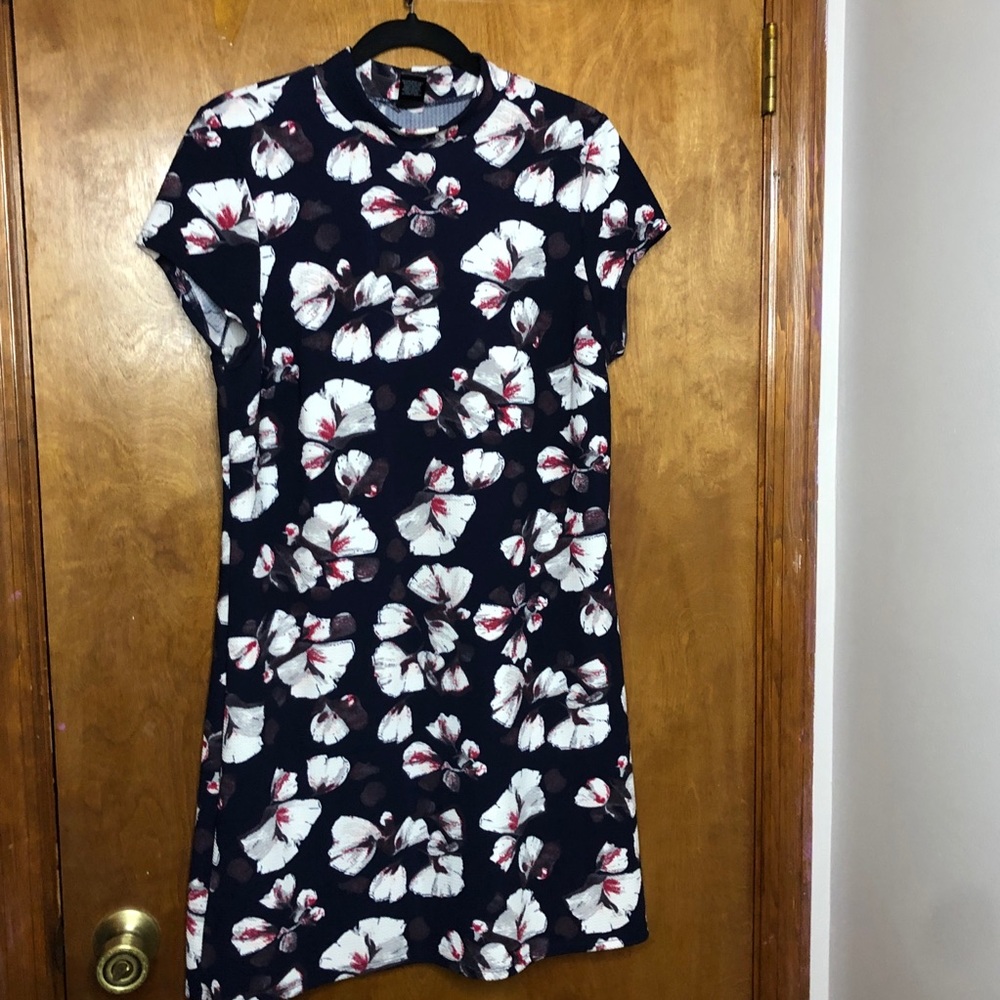 Navy dress. Worn once. Size XL.